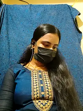 mini-queen online show from April 21, 2026, 12:33 pm