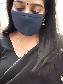 saritha29 online show from December 20, 2025, 4:47 pm