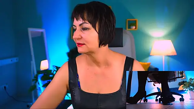 HelenBeler online show from January 6, 2026, 2:43 pm