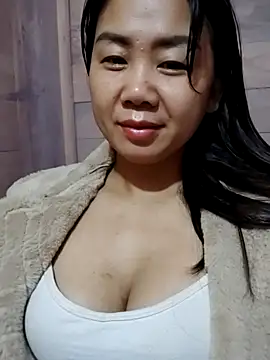 Binjt online show from October 17, 2025, 11:29 pm