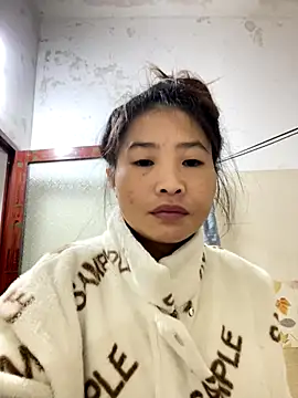 LiLy-0477 online show from November 19, 2025, 10:48 am