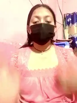 Lady-Queen5 online show from May 9, 2026, 1:27 pm