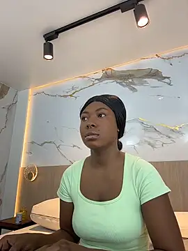 emily browne online show from December 19, 2025, 7:21 pm