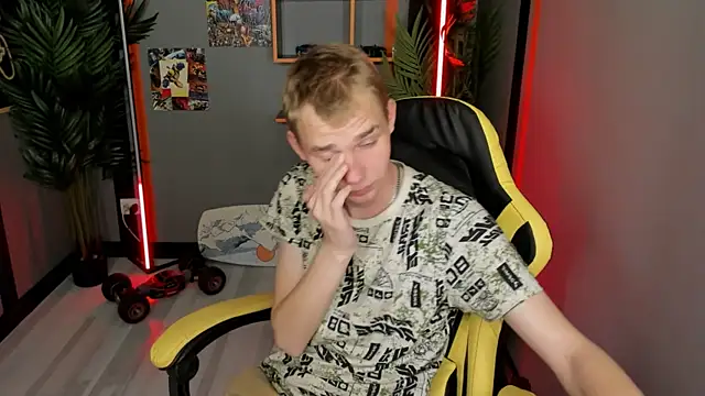 Snapshot of TimBlaks chatting on October 10, 2025, 8:41 pm TimBlaks online show from October 10, 2025, 8:41 pm