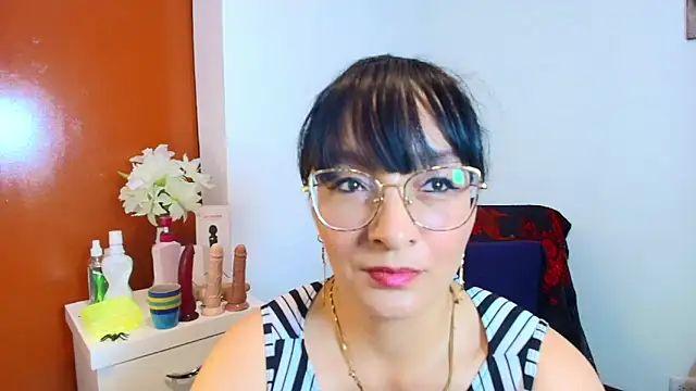 lexy lunahot online show from October 10, 2025, 7:24 pm