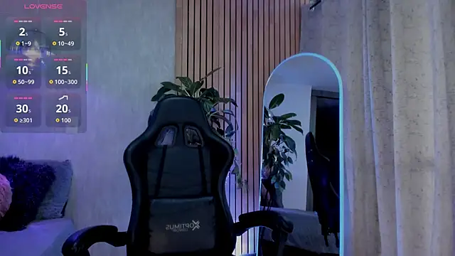 emma       online show from October 8, 2025, 8:50 pm