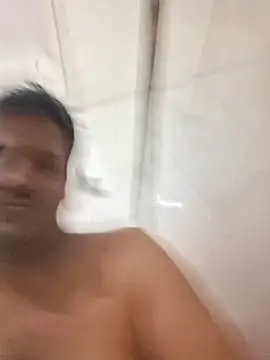 chiikuloveu online show from November 5, 2025, 6:46 am