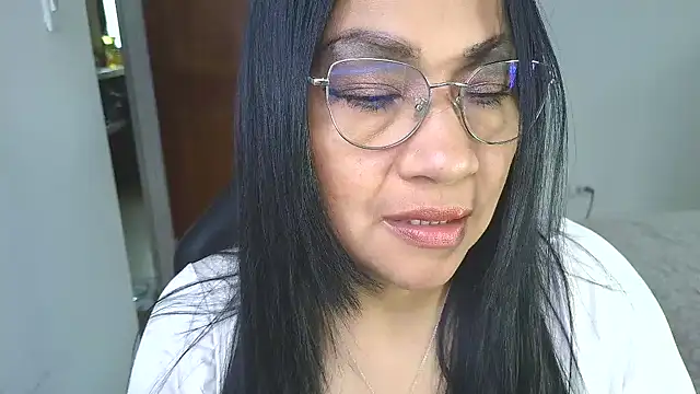 LissafeetHott online show from December 5, 2025, 9:00 pm