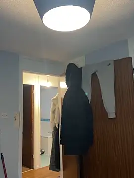 SexyLoLoUK online show from November 4, 2025, 4:17 pm