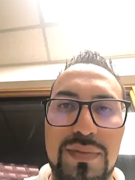 Snapshot of Jharicio-89 chatting on September 12, 2025, 7:36 pm Jharicio-89 online show from September 12, 2025, 7:36 pm