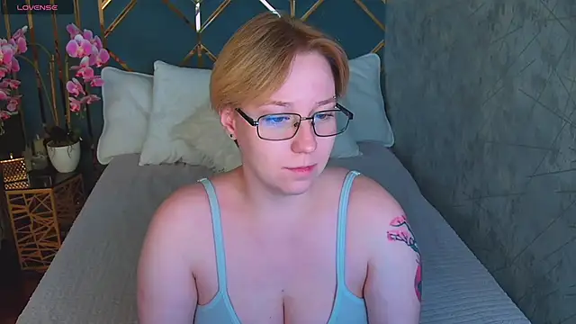 AlexandraGreen online show from May 31, 2026, 6:09 pm