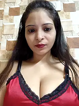 QUEEN-ADITI online show from October 21, 2025, 3:35 pm