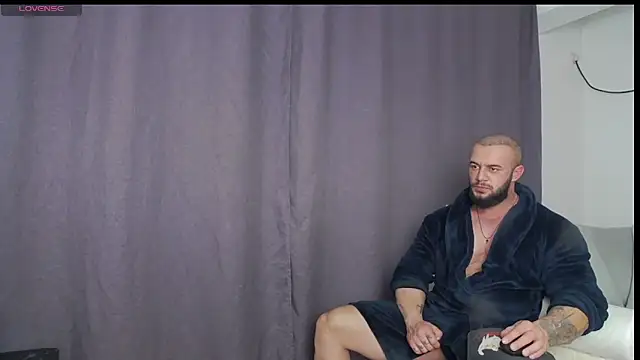 Snapshot of RickyMiami1 chatting on October 27, 2025, 9:30 pm RickyMiami1 online show from October 27, 2025, 9:30 pm