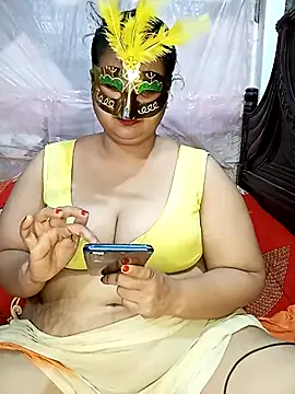 Tanisha-Chy online show from September 23, 2025, 5:38 pm