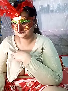 Tanisha-Chy online show from December 15, 2025, 5:28 pm