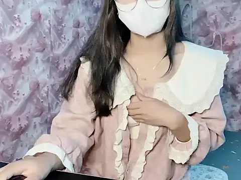 Miumiu028 online show from October 16, 2025, 2:23 am