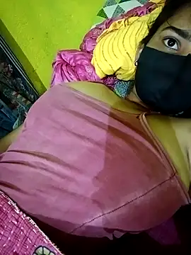 Snapshot of Meenu_chauhan chatting on November 1, 2025, 7:16 pm Meenu chauhan online show from November 1, 2025, 7:16 pm