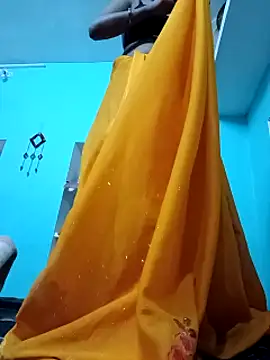 Snapshot of Meenu_chauhan chatting on November 5, 2025, 7:03 pm Meenu chauhan online show from November 5, 2025, 7:03 pm