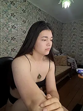 Albi Glow online show from September 26, 2025, 2:48 am