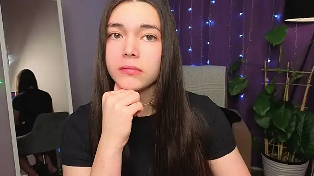 Albi Glow online show from January 7, 2026, 11:45 am