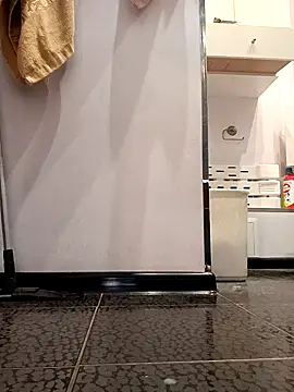 Snapshot of sergik- chatting on October 31, 2025, 5:41 am sergik- online show from October 31, 2025, 5:41 am