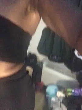 CinnaCakesss online show from February 7, 2026, 9:02 am