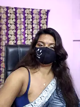 cutie pei002 online show from April 16, 2026, 5:03 pm