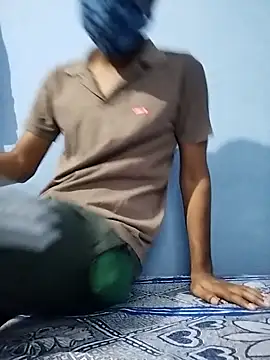 YourTarzan online show from September 13, 2025, 2:44 am