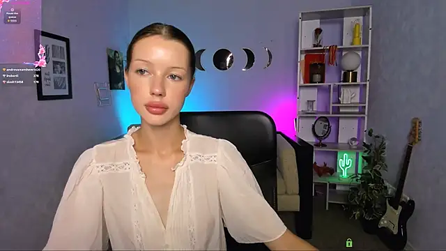 Snapshot of khloebeauty chatting on July 21, 2026, 5:54 am khloebeauty online show from July 21, 2026, 5:54 am