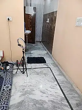 meenu bhabhi547 online show from March 24, 2026, 4:50 am