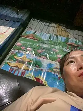 Snapshot of Dunmii chatting on September 18, 2025, 12:40 pm Dunmii online show from September 18, 2025, 12:40 pm