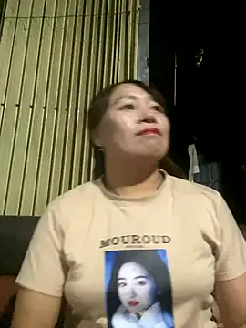 Snapshot of Dunmii chatting on October 1, 2025, 2:12 pm Dunmii online show from October 1, 2025, 2:12 pm