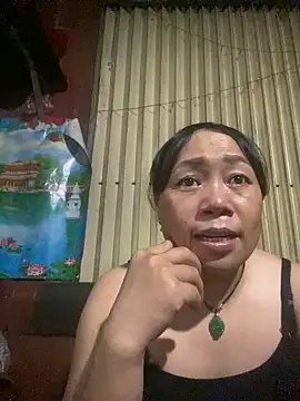 Snapshot of Dunmii chatting on October 6, 2025, 12:02 pm Dunmii online show from October 6, 2025, 12:02 pm