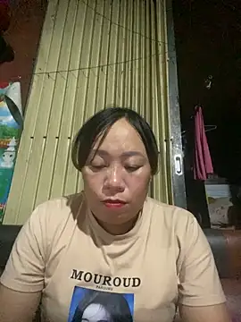 Snapshot of Dunmii chatting on October 15, 2025, 3:01 pm Dunmii online show from October 15, 2025, 3:01 pm