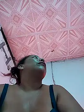 Naomi-Mature online show from March 26, 2026, 9:37 am