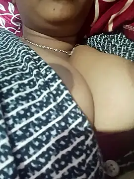 Snapshot of maskedlover321 chatting on January 11, 2026, 8:41 am maskedlover321 online show from January 11, 2026, 8:41 am