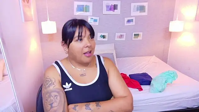 fat naughtyass online show from May 20, 2026, 1:28 pm