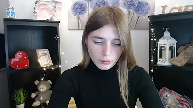 JuiceLips   online show from October 10, 2025, 11:31 am