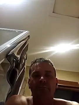 Snapshot of Rudie1 chatting on November 12, 2025, 7:24 pm Rudie1 online show from November 12, 2025, 7:24 pm