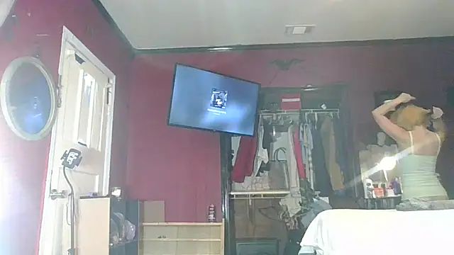 TaylorMade2223 online show from September 11, 2025, 5:02 pm