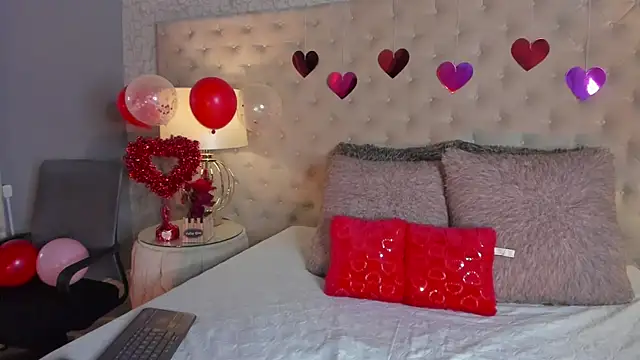 AlannaBlakes online show from February 10, 2026, 3:32 am