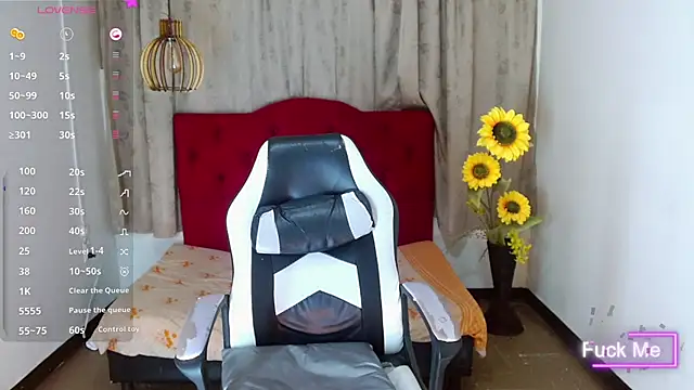 luisa  torres online show from February 18, 2026, 3:13 am