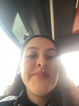 marianm29 online show from November 9, 2025, 6:06 pm