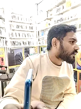 avi007p online show from January 12, 2026, 2:11 pm