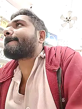 avi007p online show from February 18, 2026, 2:02 pm