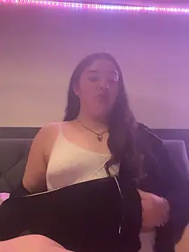 Snapshot of Imogenbabyyy chatting on November 2, 2025, 6:10 pm Imogenbabyyy online show from November 2, 2025, 6:10 pm