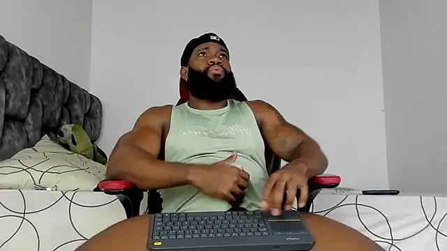 james musclebbc online show from November 4, 2025, 8:30 pm