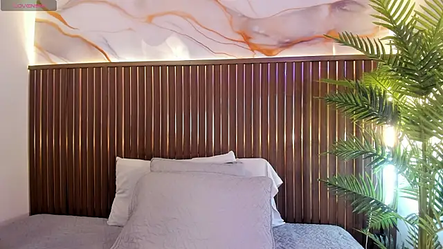 Roxie-NS online show from March 21, 2026, 12:21 pm