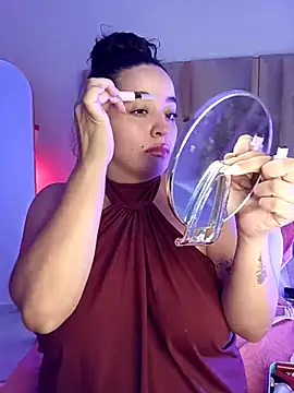 Snapshot of LoanaSantos chatting on February 6, 2026, 9:29 pm LoanaSantos online show from February 6, 2026, 9:29 pm