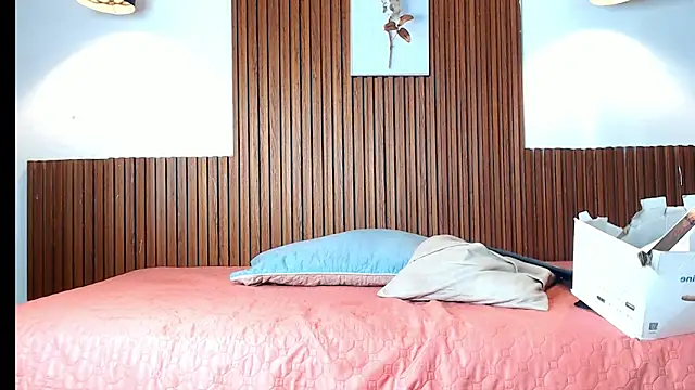 Snapshot of galactica_ chatting on April 13, 2026, 11:59 am galactica online show from April 13, 2026, 11:59 am